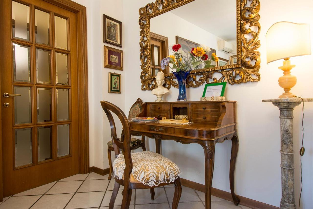 Isabella Suite Флоренция Екстериор снимка